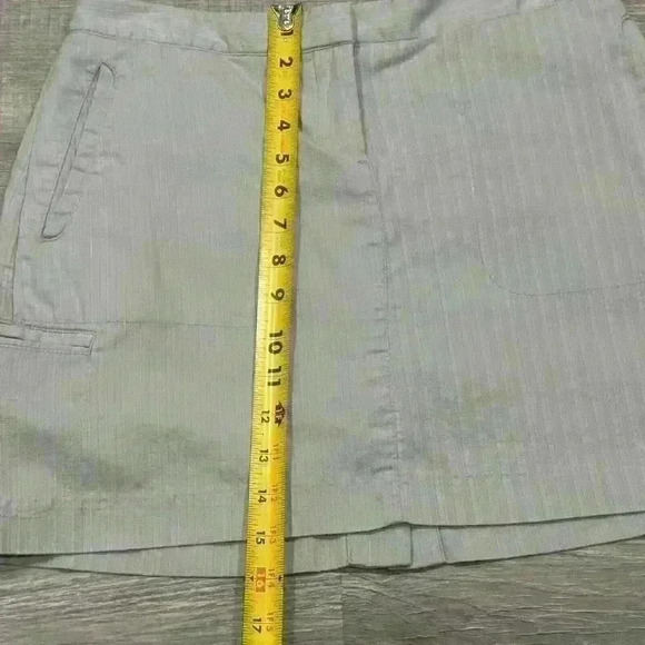 IZOD XFG Cool-FX Ladies Golf Skort Beige & White Stripes Sports (Size:See Photo) - Picture 8 of 10